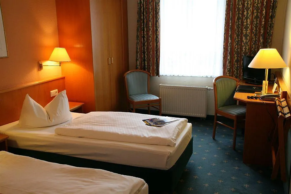 Hotel Birgit Berlin Mitte 3*,