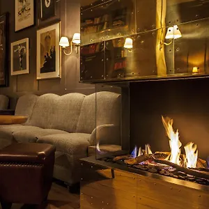 3* Hotel Monbijou